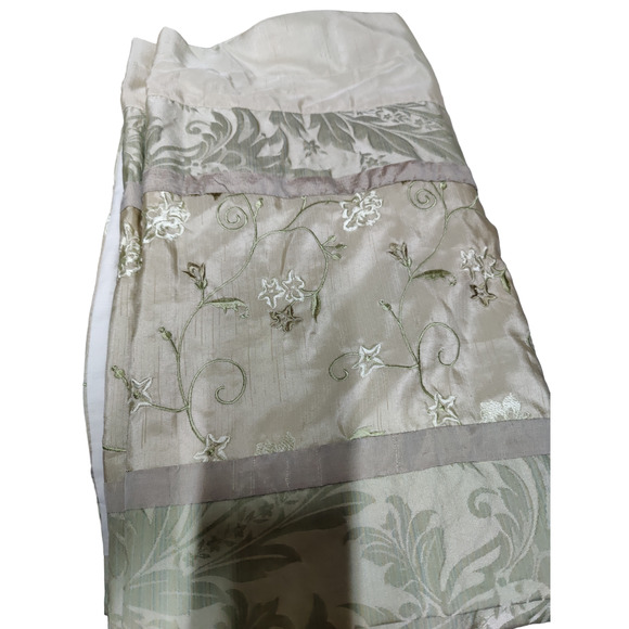 Large window valance - Picture 2 of 2